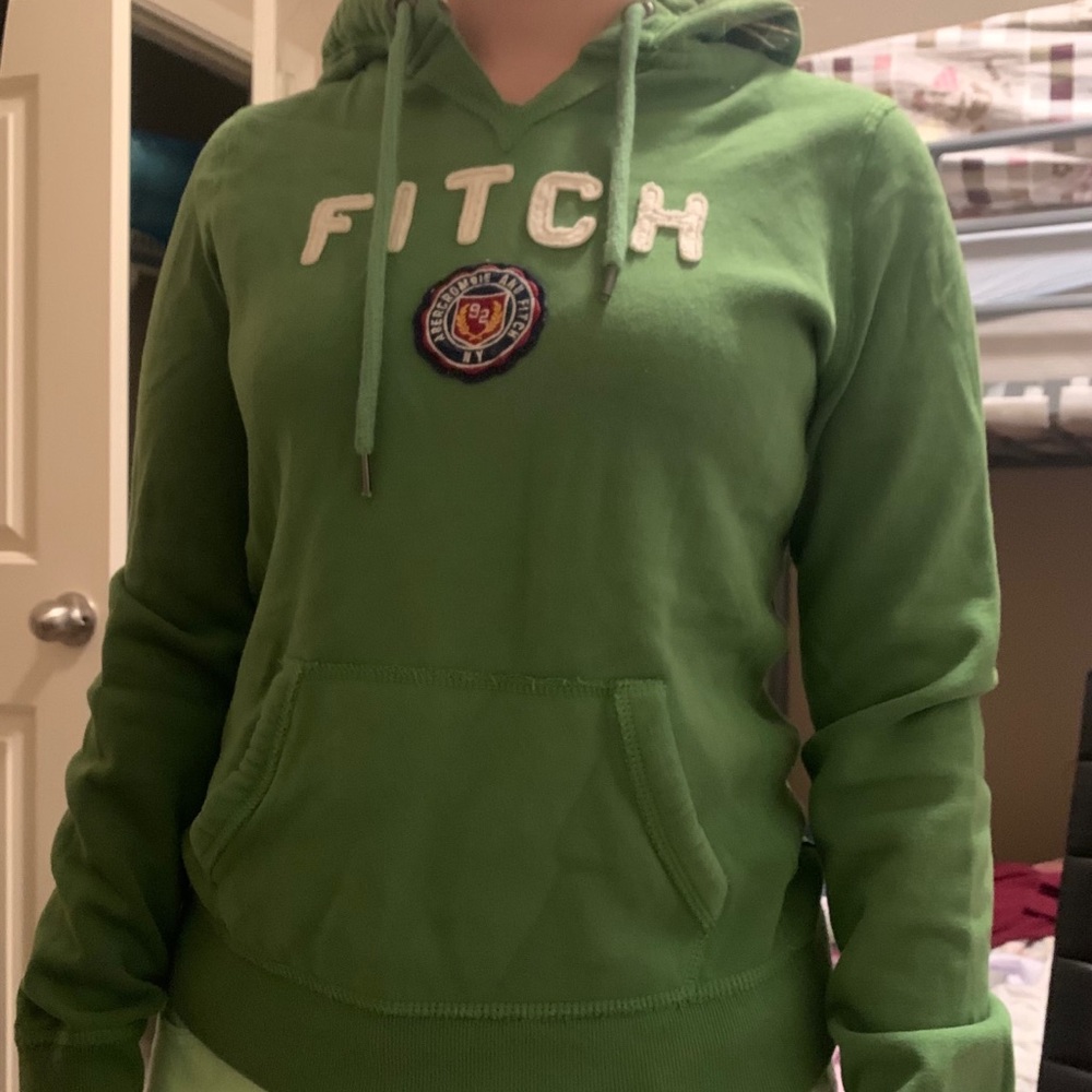 Green Abercrombie and Fitch sweatshirt
